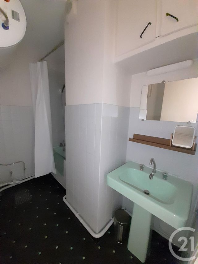 Appartement Studio &agrave; louer - 1 pi&egrave;ce - 26,42 m2 - Bordeaux - 33 - AQUITAINE