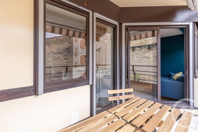 Appartement Chambre &agrave; louer - 1 pi&egrave;ce - 24,40 m2 - Bordeaux - 33 - AQUITAINE