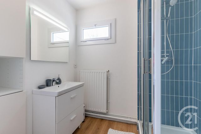 Appartement Chambre &agrave; louer - 1 pi&egrave;ce - 24,40 m2 - Bordeaux - 33 - AQUITAINE