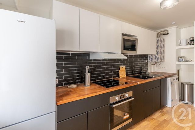 Appartement Chambre &agrave; louer - 1 pi&egrave;ce - 24,40 m2 - Bordeaux - 33 - AQUITAINE