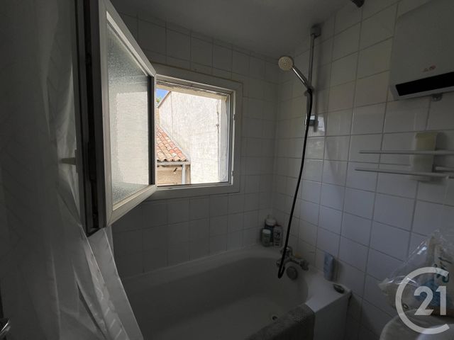 Appartement T2 &agrave; louer - 2 pi&egrave;ces - 45,09 m2 - Bordeaux - 33 - AQUITAINE