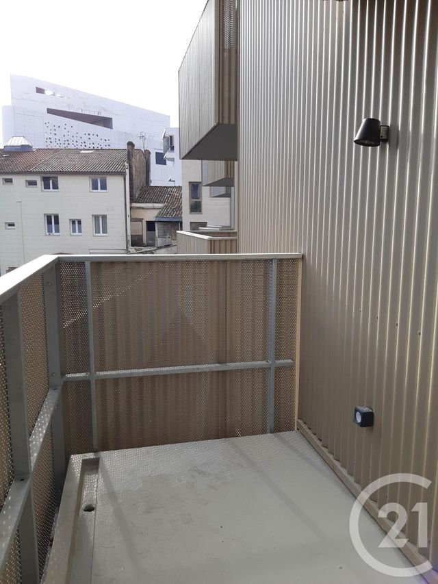 Appartement T2 &agrave; louer - 2 pi&egrave;ces - 43,60 m2 - Bordeaux - 33 - AQUITAINE