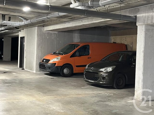 Parking &agrave; louer - 12 m2 - Bordeaux - 33 - AQUITAINE