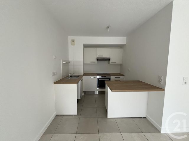 Appartement T2 &agrave; louer - 2 pi&egrave;ces - 49 m2 - Bordeaux - 33 - AQUITAINE