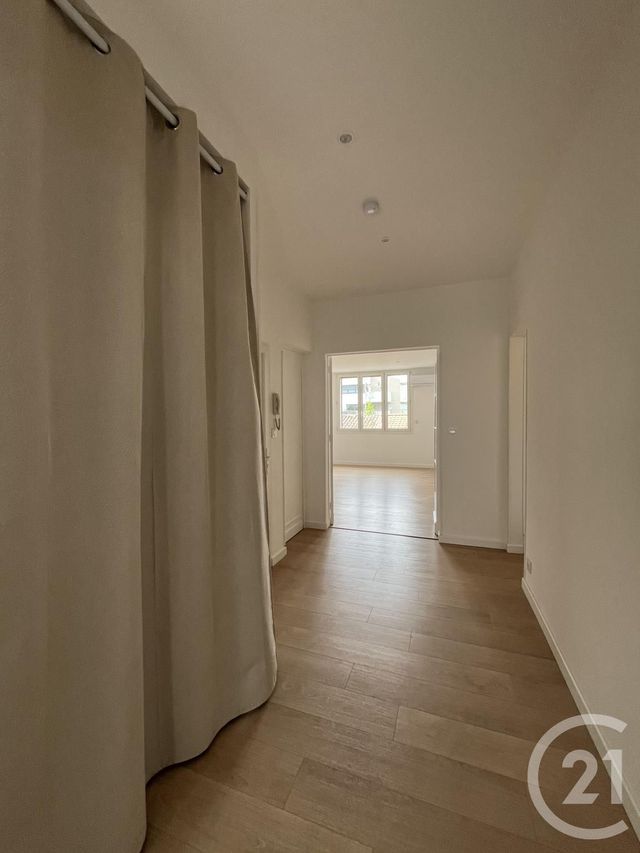 Appartement T3 &agrave; louer - 3 pi&egrave;ces - 74,39 m2 - Bordeaux - 33 - AQUITAINE