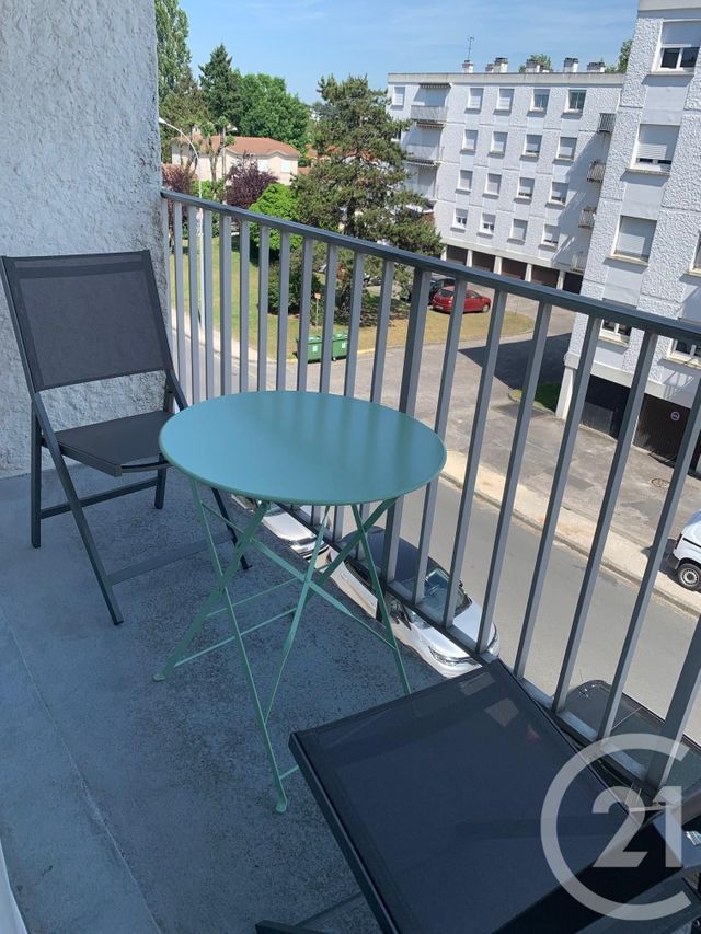 Appartement Chambre &agrave; louer - 1 pi&egrave;ce - 10,51 m2 - Pessac - 33 - AQUITAINE