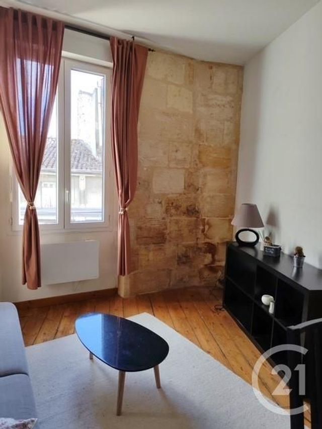 Appartement &agrave; louer - 3 pi&egrave;ces - 49,43 m2 - Bordeaux - 33 - AQUITAINE