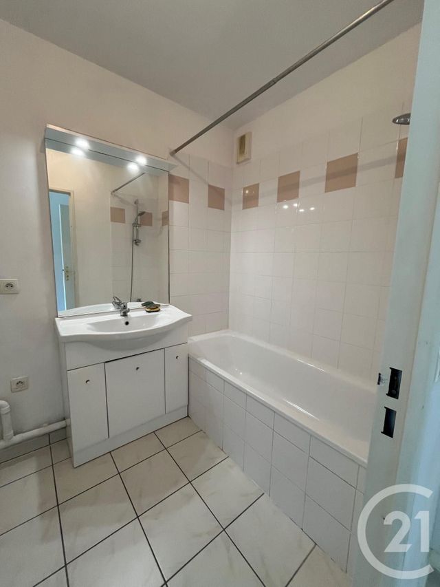 Appartement T2 &agrave; louer - 2 pi&egrave;ces - 54,92 m2 - Bordeaux - 33 - AQUITAINE