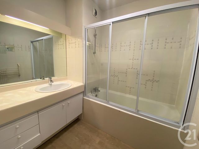 Appartement T2 &agrave; louer - 2 pi&egrave;ces - 51,63 m2 - Bordeaux - 33 - AQUITAINE