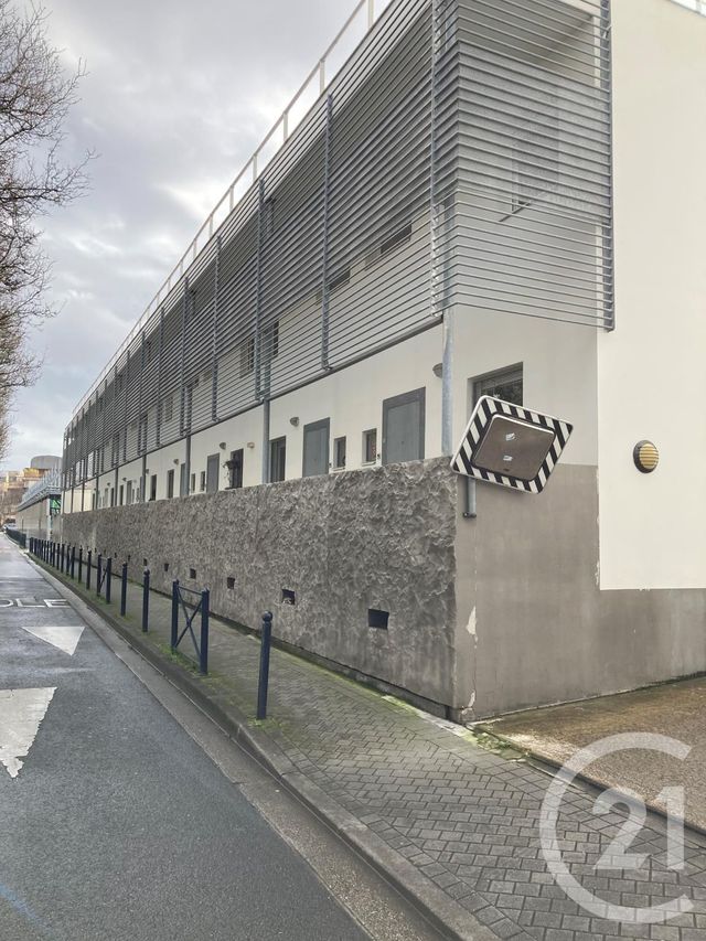 Parking &agrave; louer - 12 m2 - Bordeaux - 33 - AQUITAINE