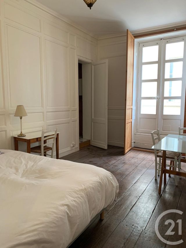 Appartement T3 &agrave; louer - 3 pi&egrave;ces - 89,13 m2 - Bordeaux - 33 - AQUITAINE