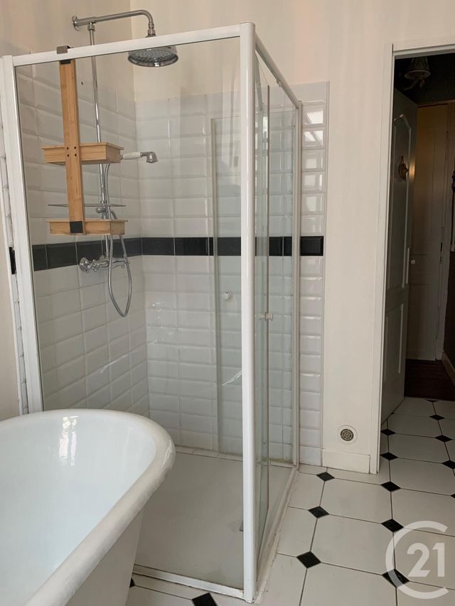 Appartement T3 &agrave; louer - 3 pi&egrave;ces - 89,13 m2 - Bordeaux - 33 - AQUITAINE
