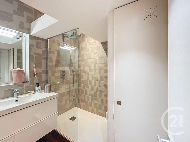 Appartement T3 &agrave; louer - 3 pi&egrave;ces - 71,42 m2 - Bordeaux - 33 - AQUITAINE