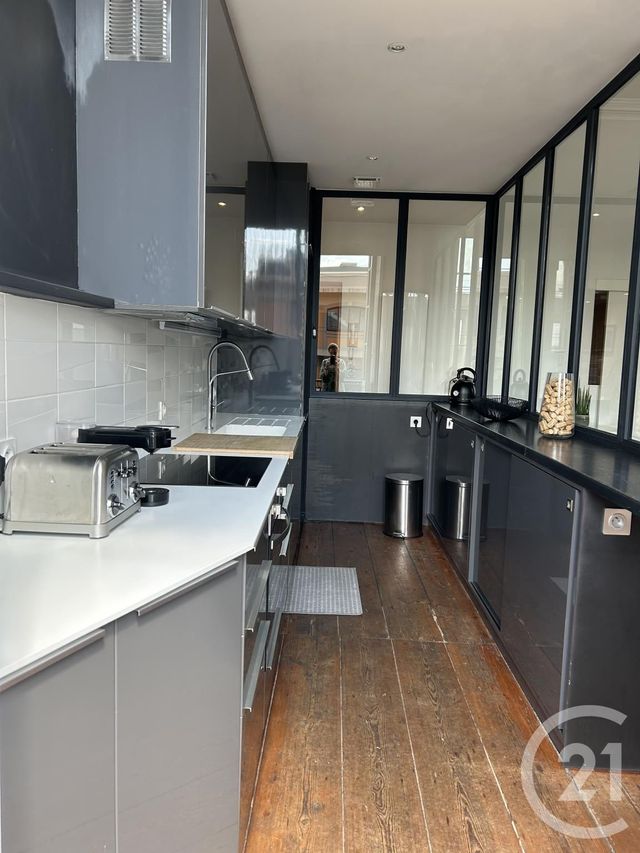 Appartement T3 &agrave; louer - 3 pi&egrave;ces - 71,42 m2 - Bordeaux - 33 - AQUITAINE