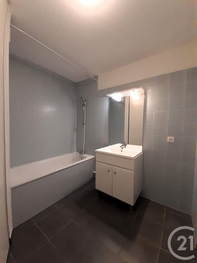 Appartement T3 &agrave; louer - 3 pi&egrave;ces - 69,72 m2 - Bordeaux - 33 - AQUITAINE