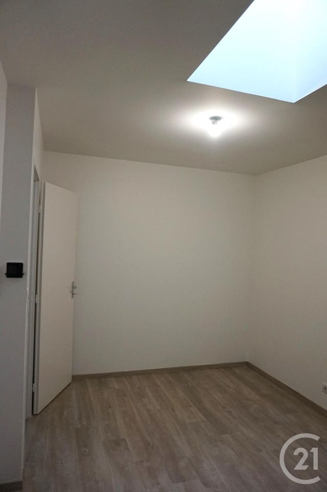 Maison &agrave; louer - 5 pi&egrave;ces - 88,41 m2 - Bordeaux - 33 - AQUITAINE