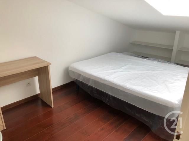 Appartement Chambre &agrave; louer - 1 pi&egrave;ce - 10,74 m2 - Bordeaux - 33 - AQUITAINE