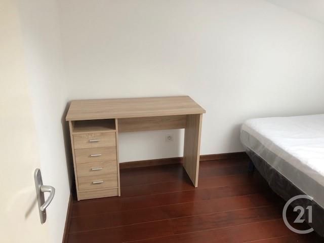 Appartement Chambre &agrave; louer - 1 pi&egrave;ce - 10,74 m2 - Bordeaux - 33 - AQUITAINE