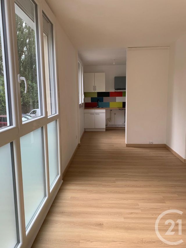 Appartement T1 &agrave; louer - 1 pi&egrave;ce - 30,43 m2 - Bordeaux - 33 - AQUITAINE
