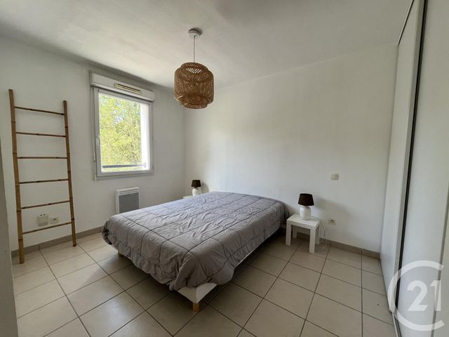 Appartement T2 &agrave; louer - 2 pi&egrave;ces - 41,76 m2 - Bordeaux - 33 - AQUITAINE