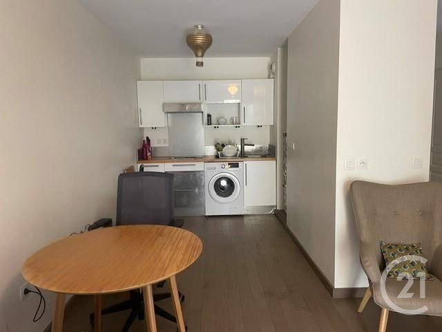 Appartement T2 &agrave; louer - 2 pi&egrave;ces - 47,28 m2 - Bordeaux - 33 - AQUITAINE
