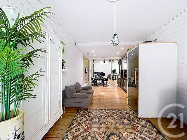 Appartement T1 &agrave; vendre - 1 pi&egrave;ce - 65,15 m2 - Bordeaux - 33 - AQUITAINE