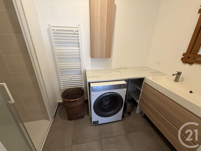 Appartement F3 &agrave; louer - 3 pi&egrave;ces - 65,31 m2 - Begles - 33 - AQUITAINE