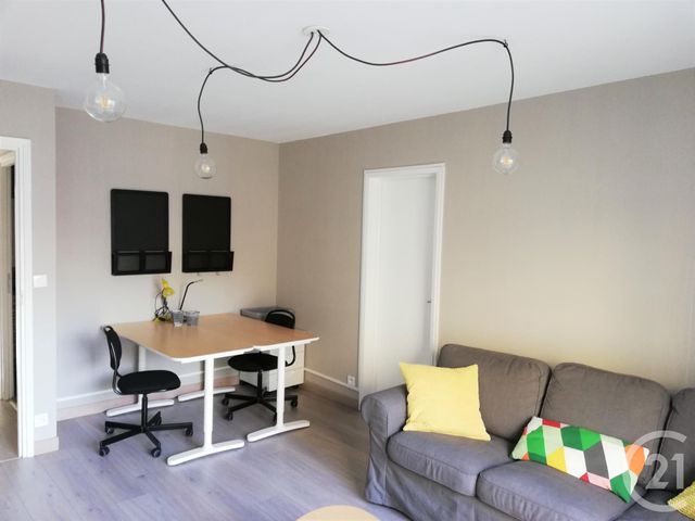 Appartement T3 &agrave; louer - 3 pi&egrave;ces - 57,89 m2 - Bordeaux - 33 - AQUITAINE