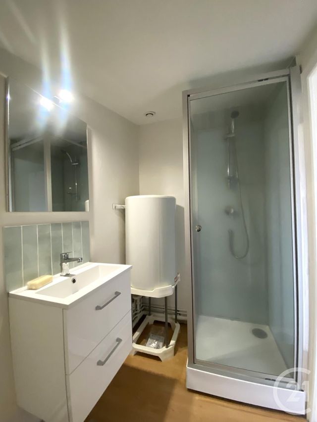 Appartement Studio &agrave; louer - 1 pi&egrave;ce - 24,93 m2 - Bordeaux - 33 - AQUITAINE
