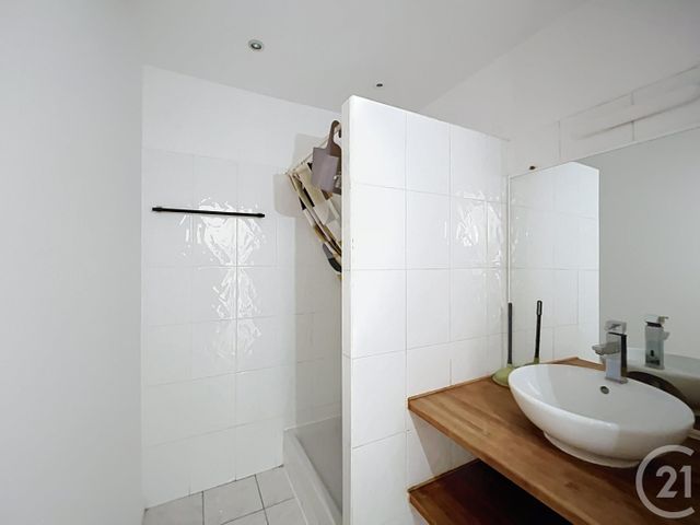 Maison &agrave; louer - 3 pi&egrave;ces - 54,42 m2 - Bordeaux - 33 - AQUITAINE