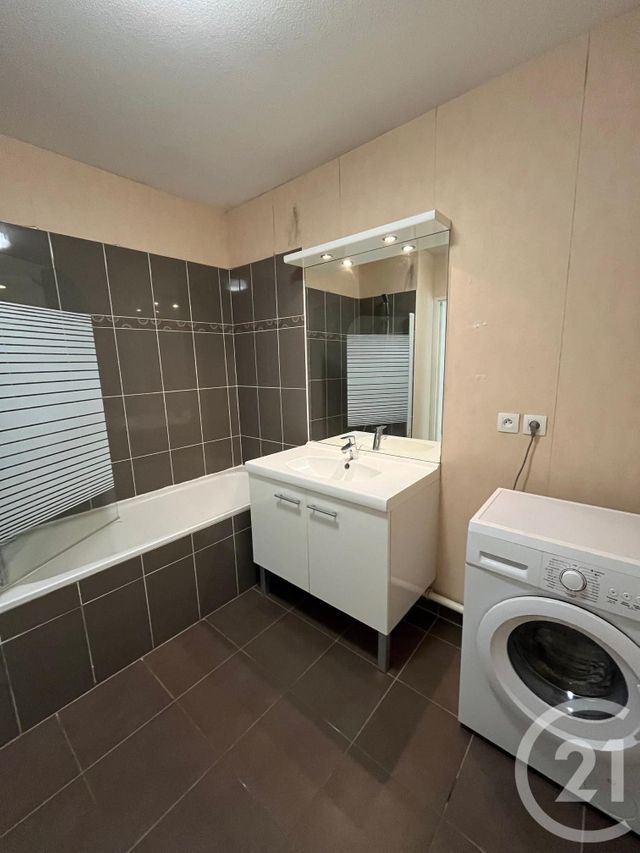 Appartement T3 &agrave; louer - 3 pi&egrave;ces - 69,01 m2 - Pessac - 33 - AQUITAINE