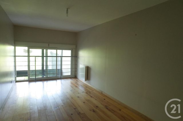 Appartement T4 &agrave; louer - 4 pi&egrave;ces - 89,56 m2 - Bordeaux - 33 - AQUITAINE