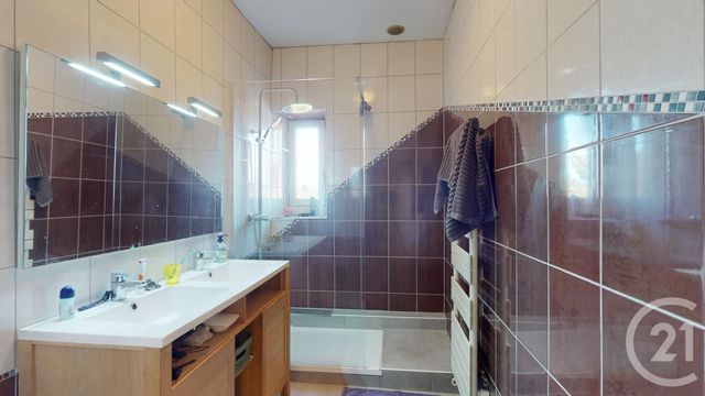 Appartement F3 à vendre - 3 pièces - 82 m2 - Dole - 39 - FRANCHE-COMTE