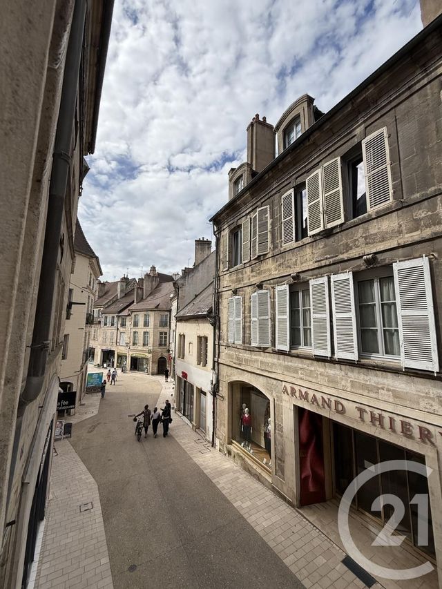 Appartement F3 à vendre - 3 pièces - 61,50 m2 - Dole - 39 - FRANCHE-COMTE