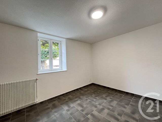 Appartement Duplex &agrave; louer - 3 pi&egrave;ces - 63 m2 - Dole - 39 - FRANCHE-COMTE