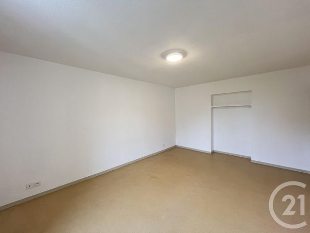 Appartement Duplex &agrave; louer - 3 pi&egrave;ces - 63 m2 - Dole - 39 - FRANCHE-COMTE