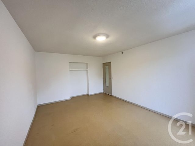 Appartement Duplex &agrave; louer - 3 pi&egrave;ces - 63 m2 - Dole - 39 - FRANCHE-COMTE