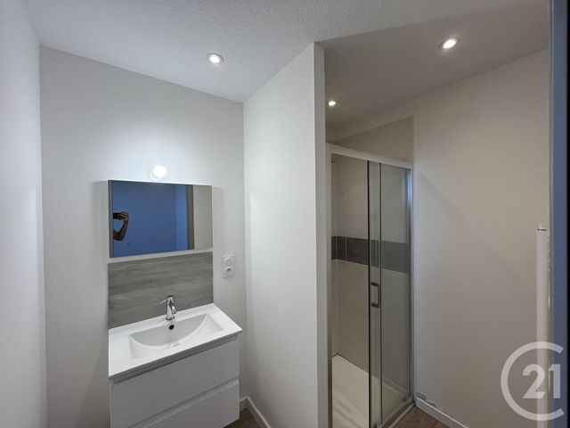 Appartement a louer  - 4 pièce(s) - 94 m2 - Surfyn