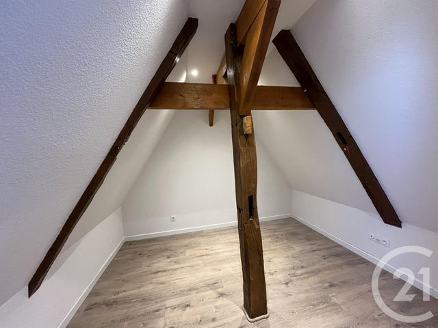 Appartement a louer  - 4 pièce(s) - 94 m2 - Surfyn