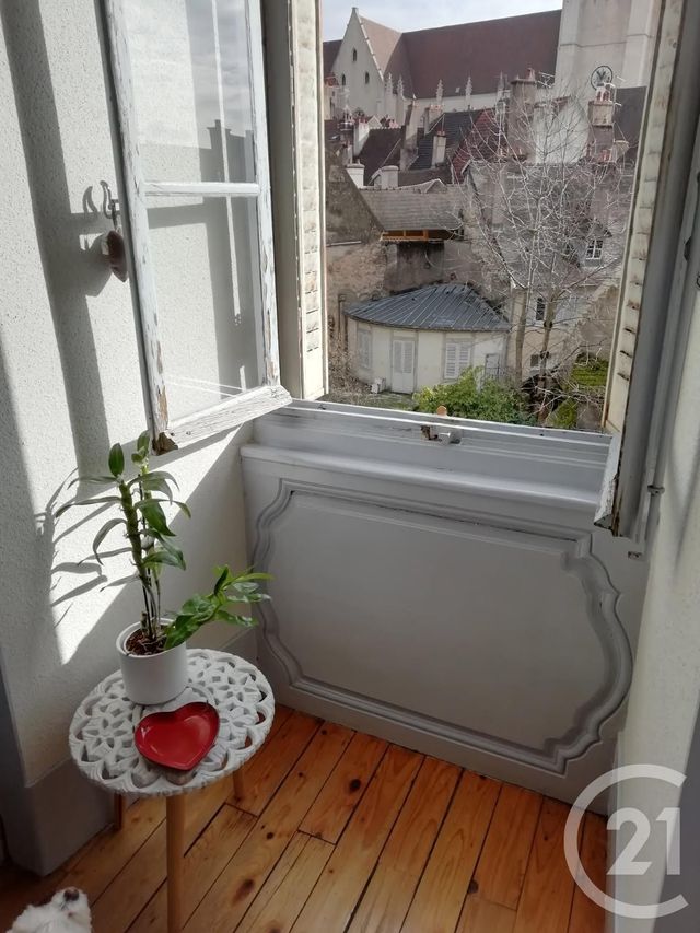 Appartement F3 à vendre - 5 pièces - 125 m2 - Dole - 39 - FRANCHE-COMTE