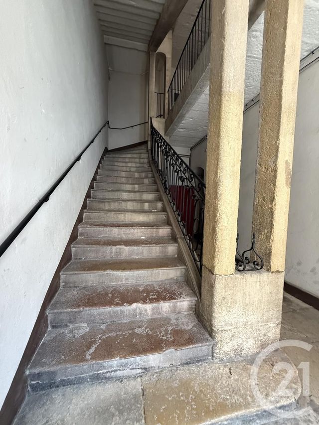 Appartement F3 à vendre - 5 pièces - 125 m2 - Dole - 39 - FRANCHE-COMTE