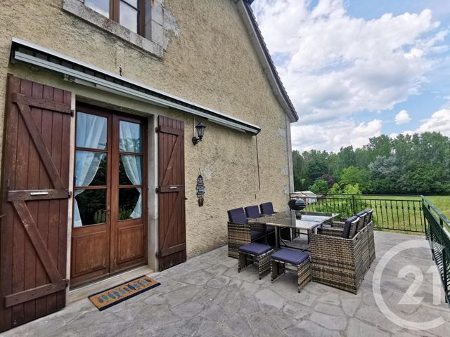 Maison à vendre - 14 pièces - 332,66 m2 - Chamblay - 39 - FRANCHE-COMTE