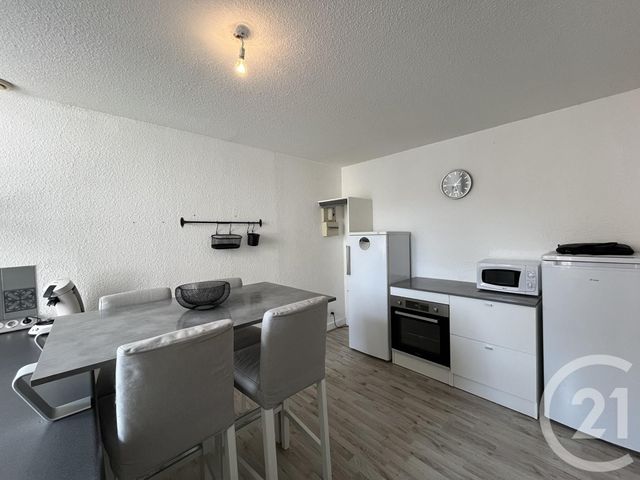 Appartement a louer - 2 pièce(s) - 50 m2 - Surfyn