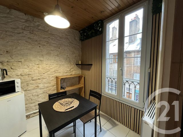 Appartement T1 &agrave; louer - 1 pi&egrave;ce - 23,04 m2 - Dole - 39 - FRANCHE-COMTE