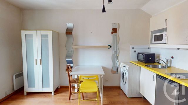 Appartement &agrave; louer - 2 pi&egrave;ces - 20,37 m2 - Dole - 39 - FRANCHE-COMTE