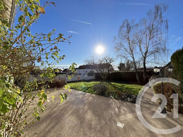 Maison &agrave; louer - 6 pi&egrave;ces - 162,12 m2 - Dole - 39 - FRANCHE-COMTE