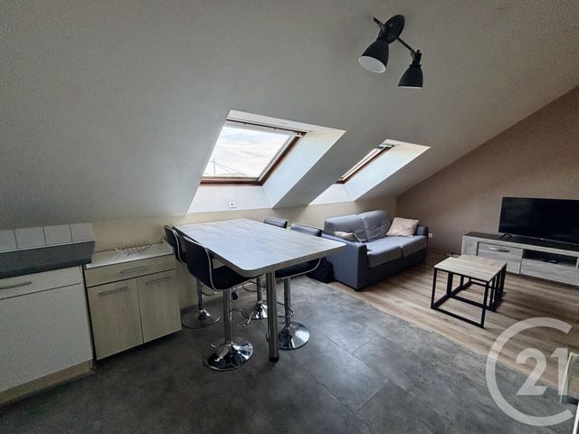 Appartement &agrave; louer - 3 pi&egrave;ces - 38,53 m2 - Dole - 39 - FRANCHE-COMTE