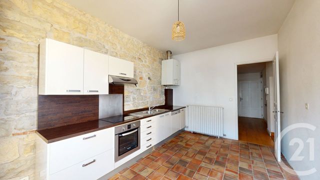 Appartement F4 &agrave; louer - 4 pi&egrave;ces - 104,10 m2 - Dole - 39 - FRANCHE-COMTE