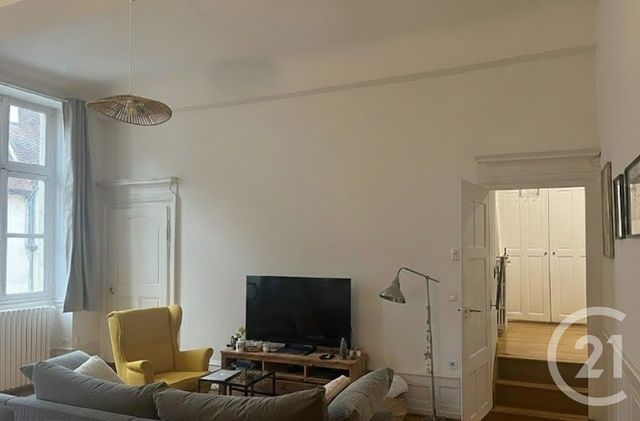 Appartement F4 &agrave; louer - 4 pi&egrave;ces - 104,10 m2 - Dole - 39 - FRANCHE-COMTE