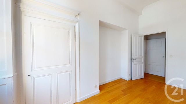 Appartement F4 &agrave; louer - 4 pi&egrave;ces - 104,10 m2 - Dole - 39 - FRANCHE-COMTE